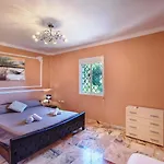Domus Vesta Vila *
