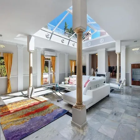 Domus Vesta * ماربيا