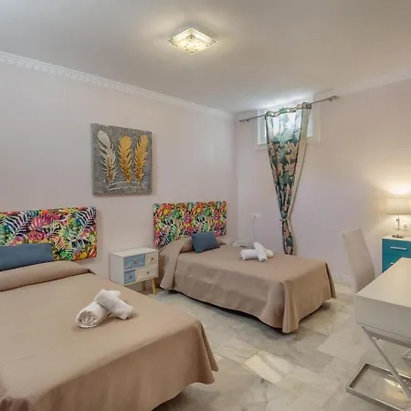 فيلة Domus Vesta ماربيا