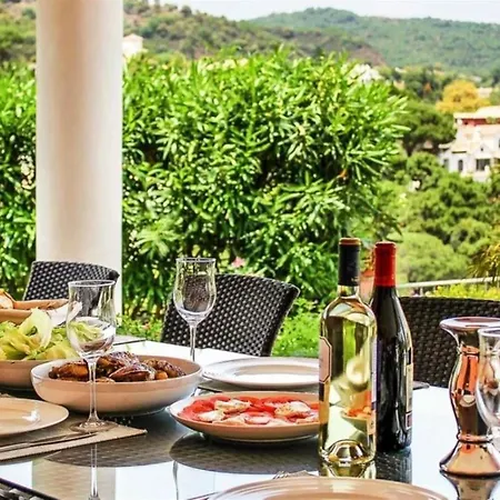 فيلة Domus Vesta ماربيا